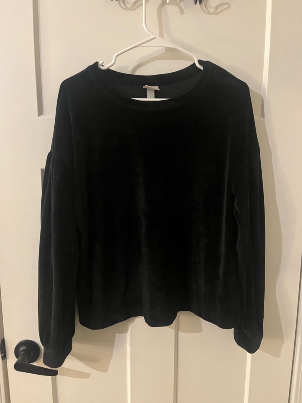 a new day Black Velvet Crewneck Sweatshirt